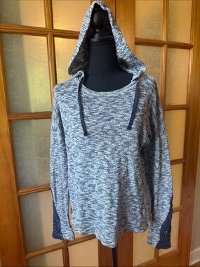 BKE Marled Gray Hooded Sweater with Crochet Cuff Detail
